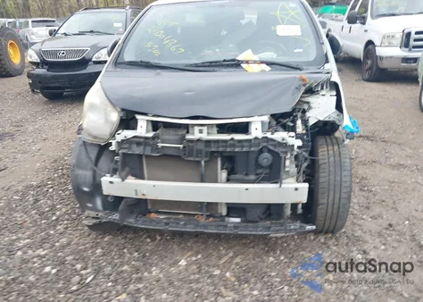 2013 Scion Iq from USA, damaged, VIN JTNJJXB06DJ022801